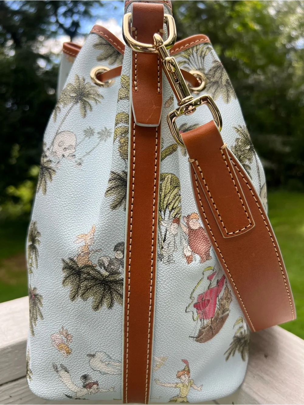 Dooney & Bourke 👛a beautiful